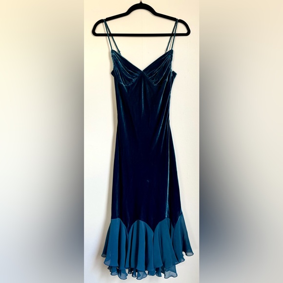 Betsey Johnson Velvet Slip Dress Teal Silk Blend Ruffle Hem Size 6 Y2K - Picture 2 of 7